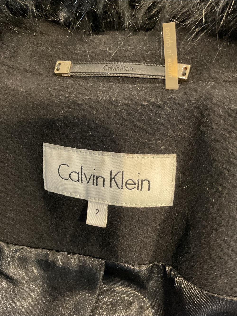 Calvin Klein Black Wool Coat with removable Faux Fur Collar - Picture 4 of 4